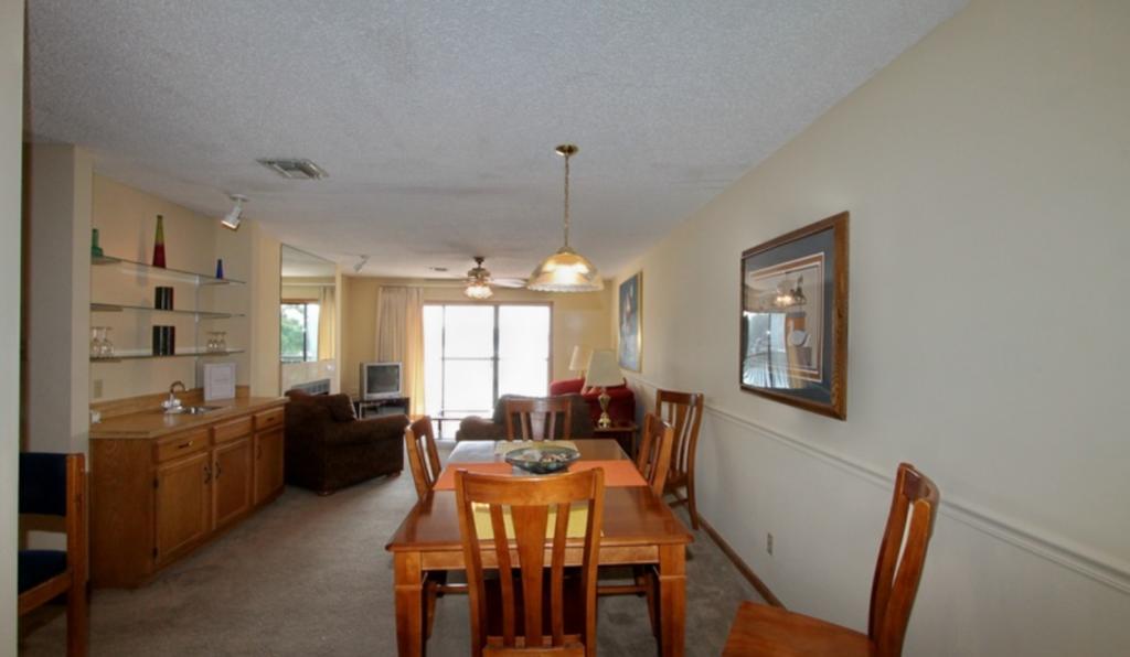 Emerald Isle Resort Hot Springs Room photo