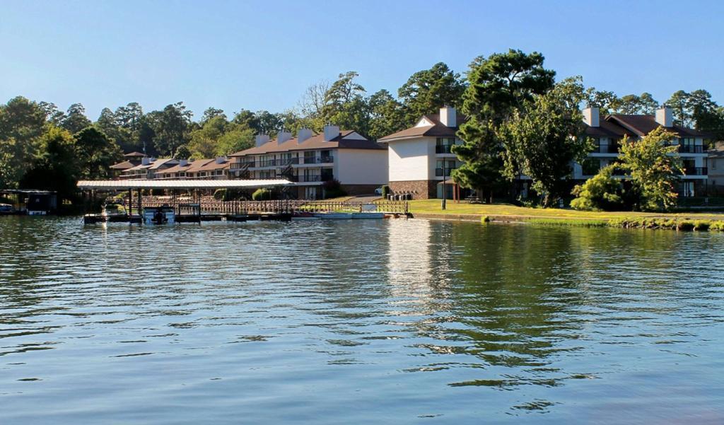 Emerald Isle Resort Hot Springs Exterior photo